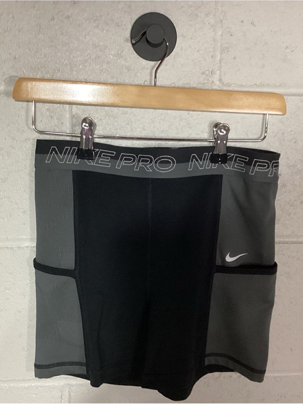 Nike Pro Women’s Shorts Run Bike Compression Dri-Fit